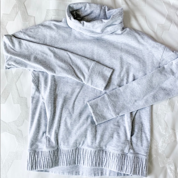 lululemon athletica Sweaters - Lululemon Sweatshirt